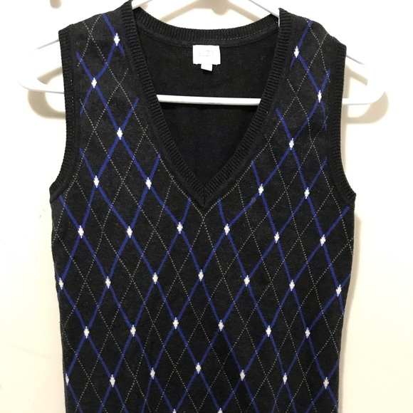 🤩Sleeveless V-neck Knit Sweater Vest.🤩 - Picture 2 of 11